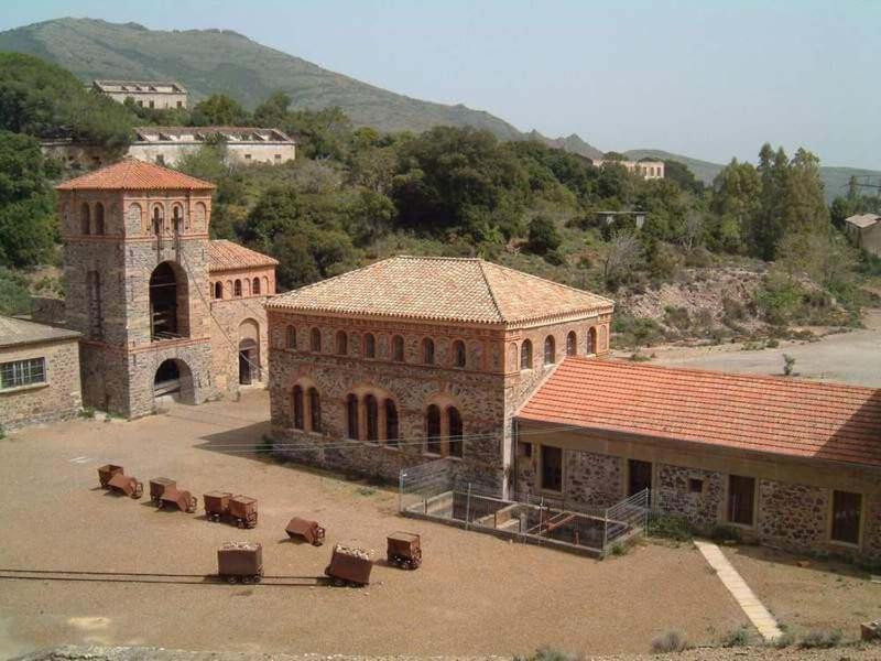 Turismo Rurale La Miniera Fiorita Arbus Buitenkant foto